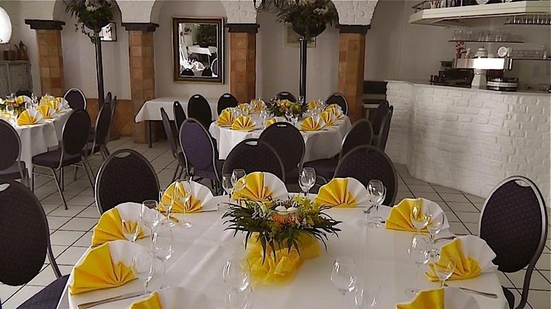 Hotel Emsilo Pulheim Zewnętrze zdjęcie